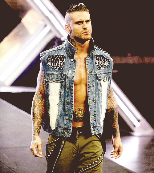 WWE announcer Corey Graves has a perfectly reasonable explanation for his  war on cargo shorts | For The Win